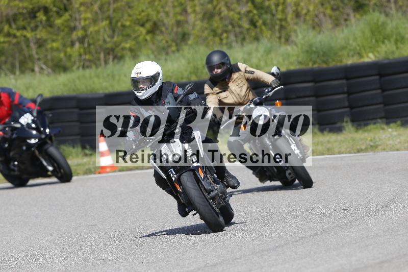 /Archiv-2025/09 22.04.2025 Cornu Master School ADR/gruen-vert/44